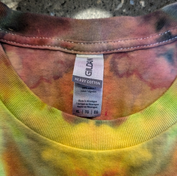 Custom Tie Dye New Gildan XL T-shirt - Picture 3 of 4